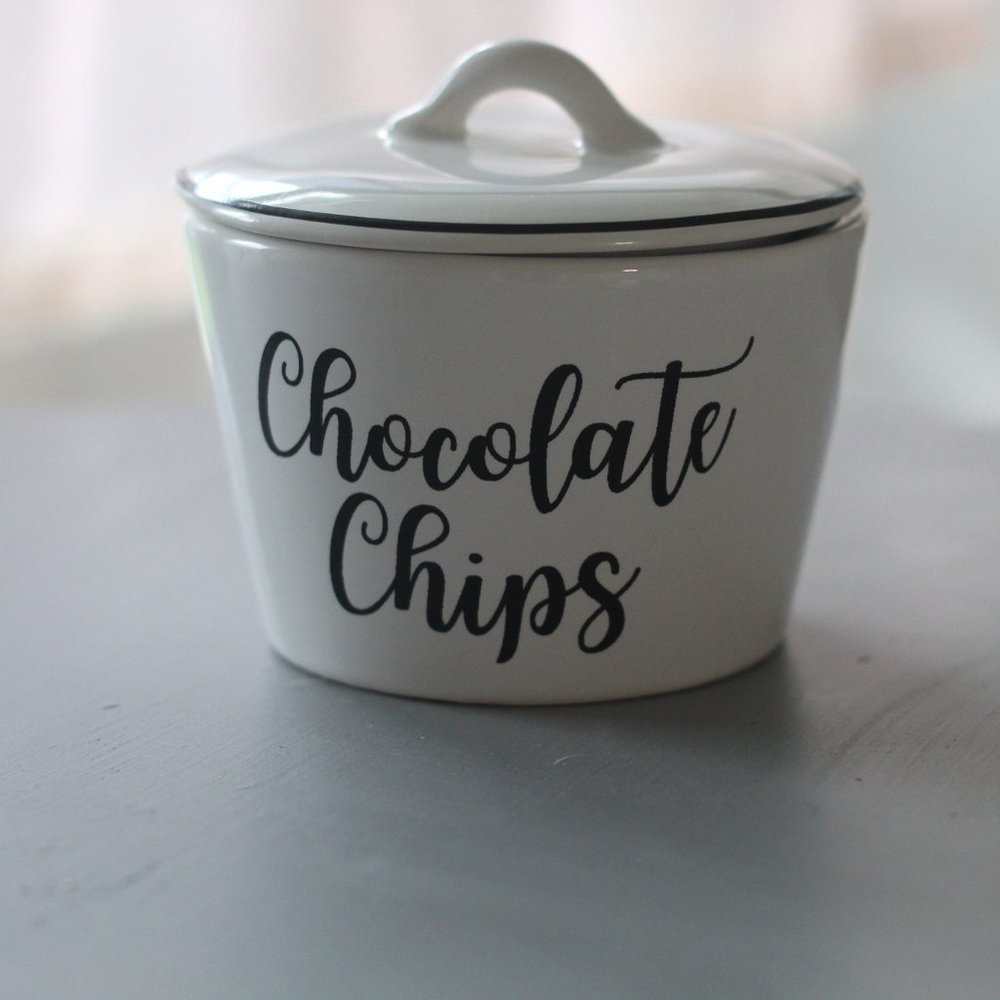 Ceramic Chocolate Chips Container with Lid